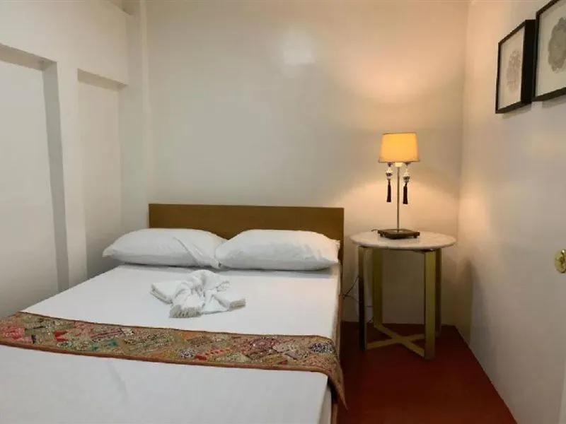 Courtyard Hotel Pasay