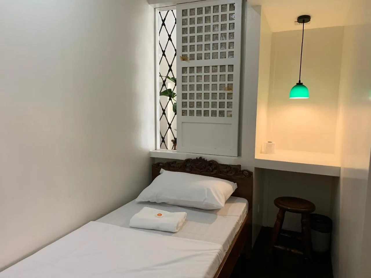 ***  Courtyard Hotel Pasay Philippines