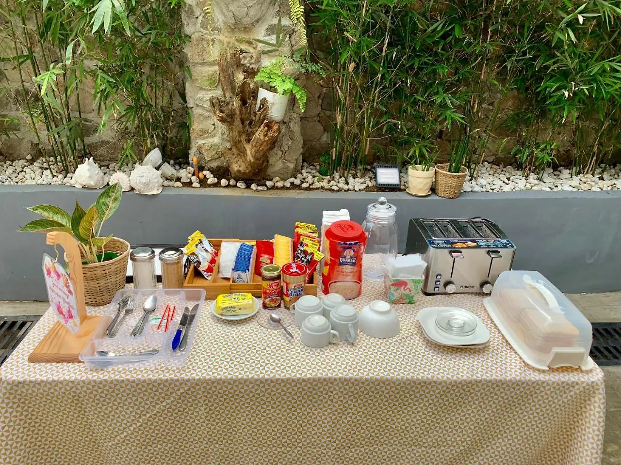 Courtyard Hotel Pasay